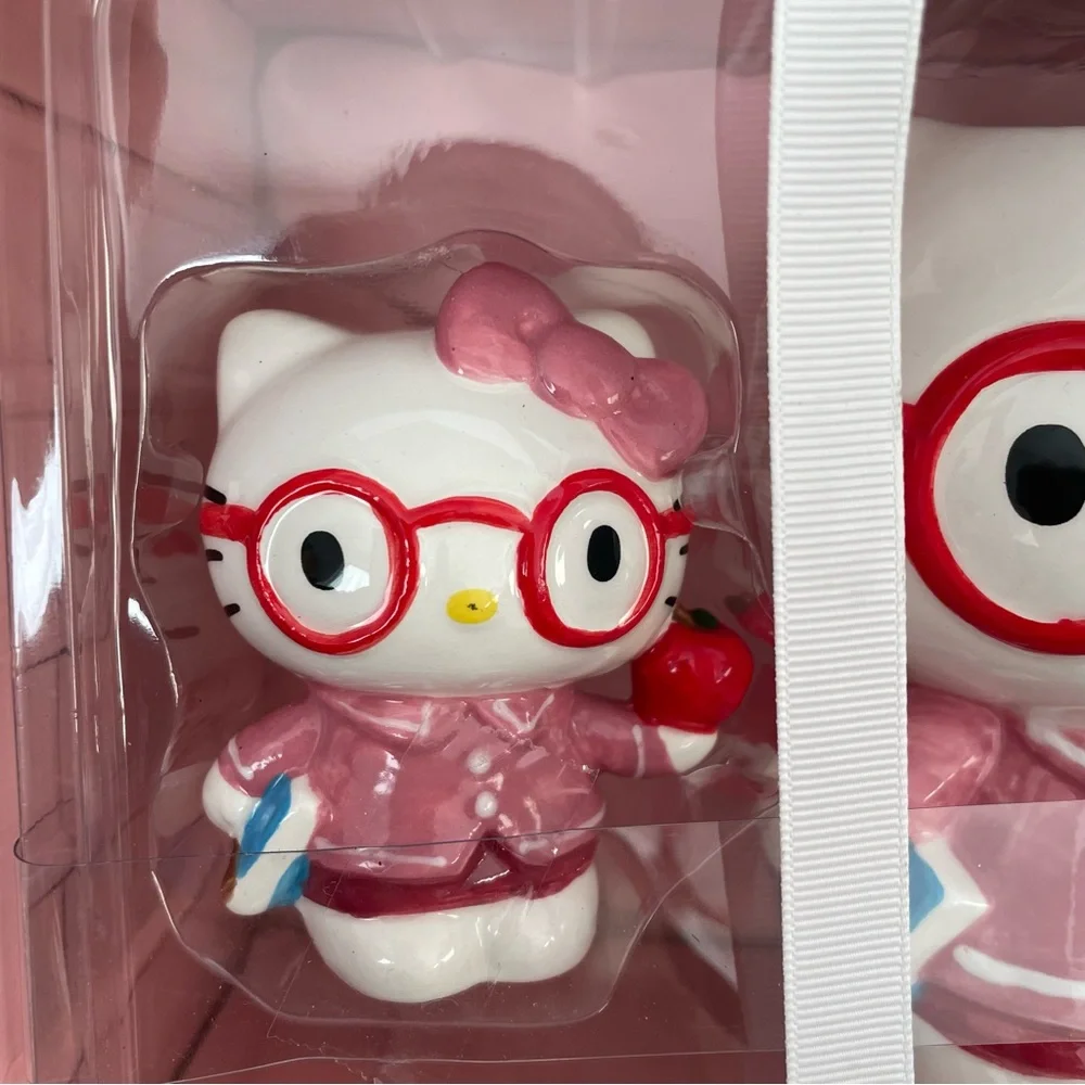 NIB hello kitty mug and figurine set